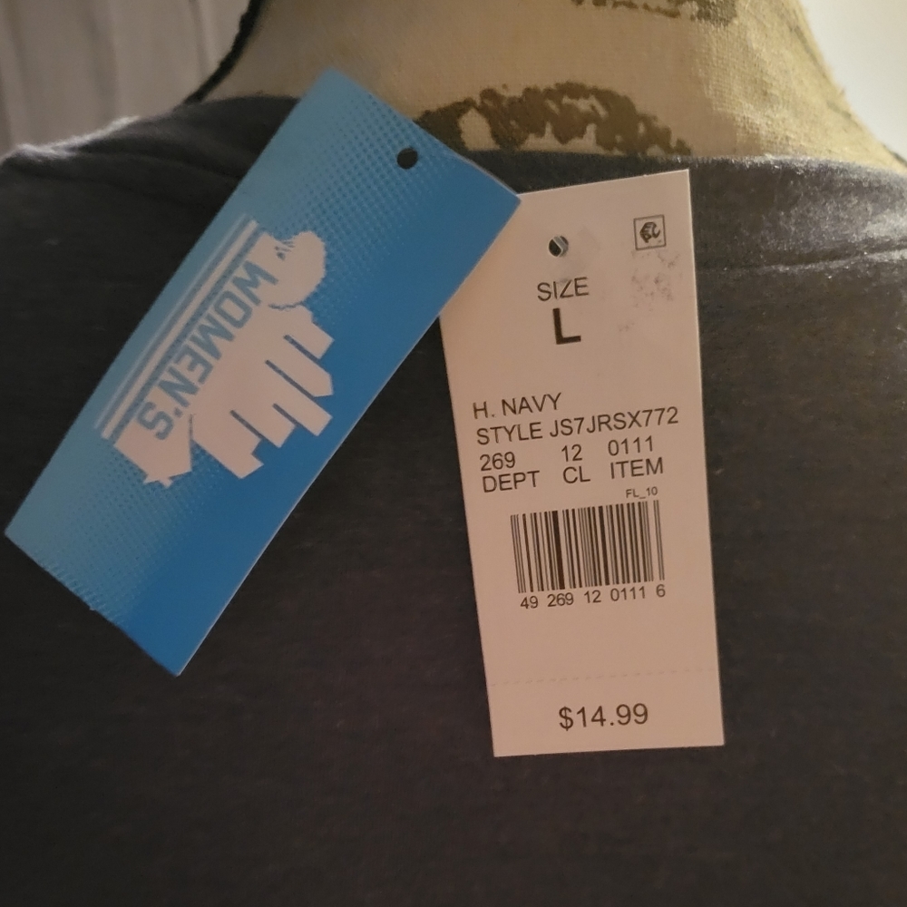*NWT* Awake Women's L Northwest T-Shirt - Picture 3 of 3